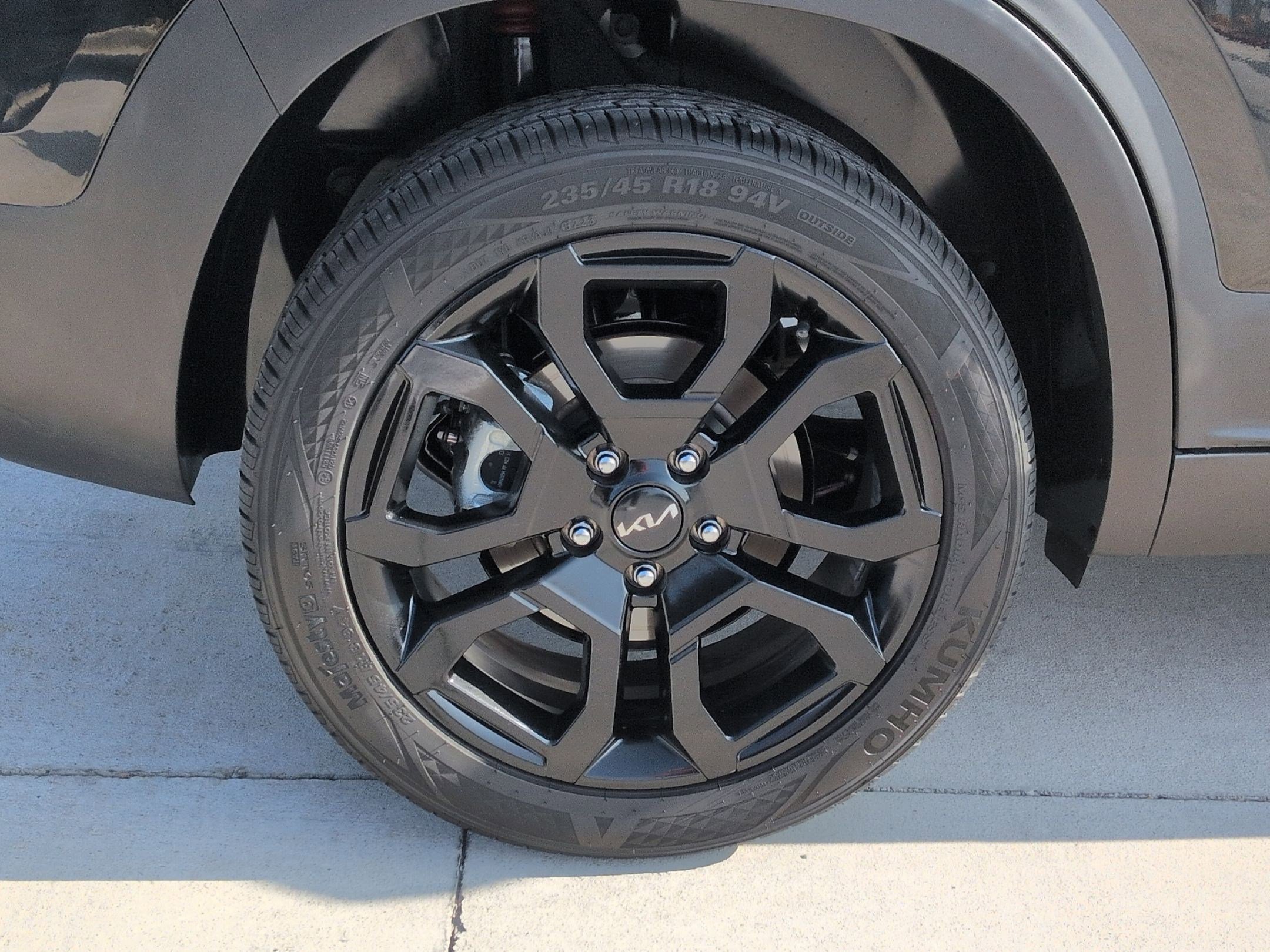 Certified 2024 Kia Seltos X-Line image 12