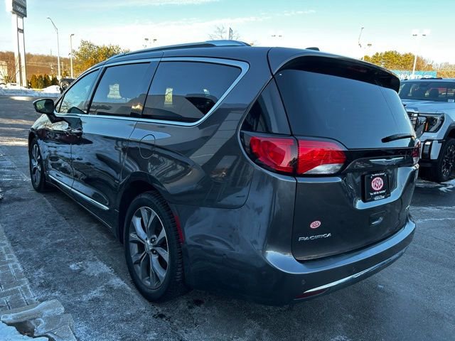 Used 2020 Chrysler Pacifica Limited w/ Tire & Wheel Group image 4