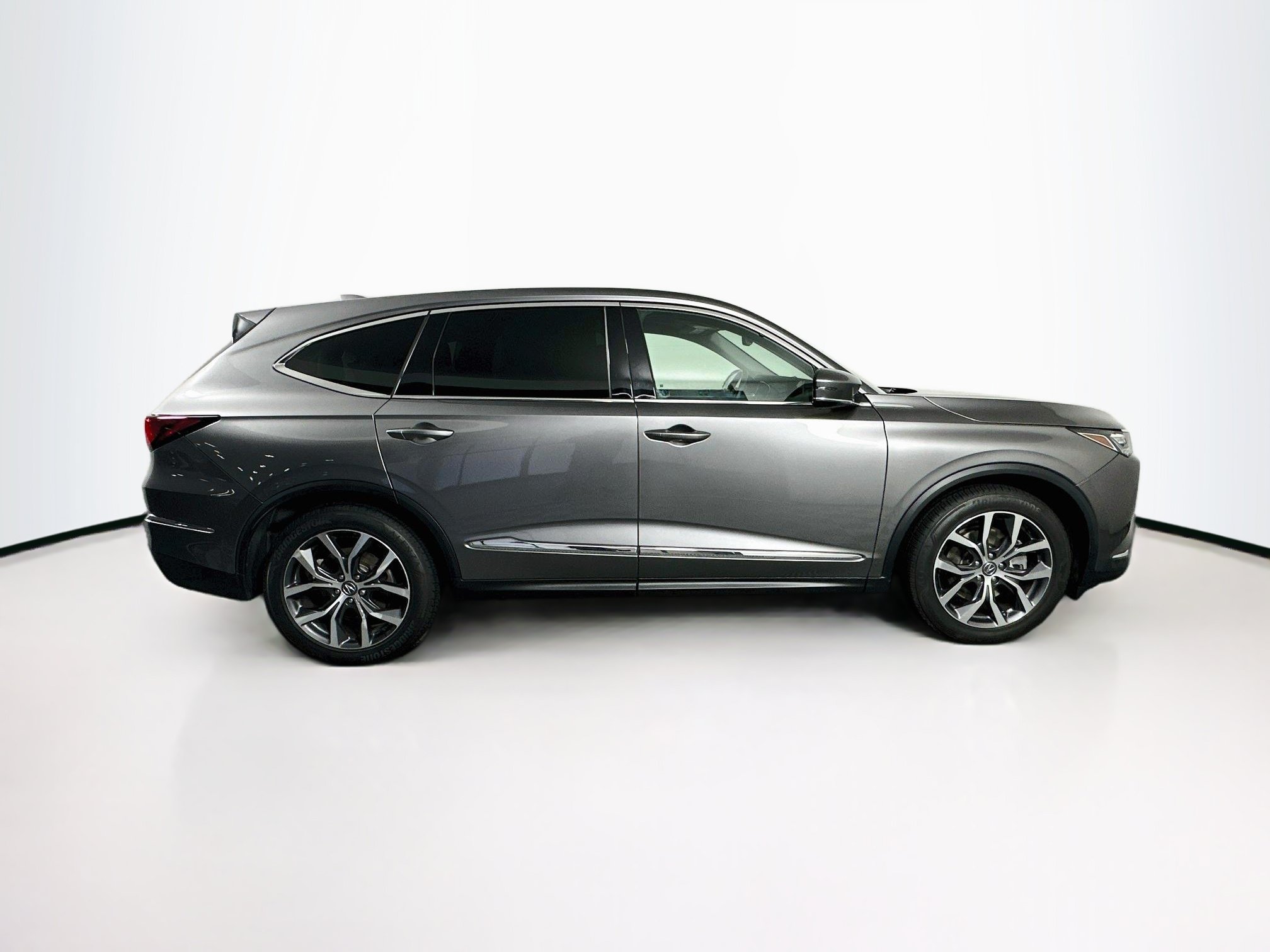 Used 2024 Acura MDX w/ Technology Package AWD/4WD image 10