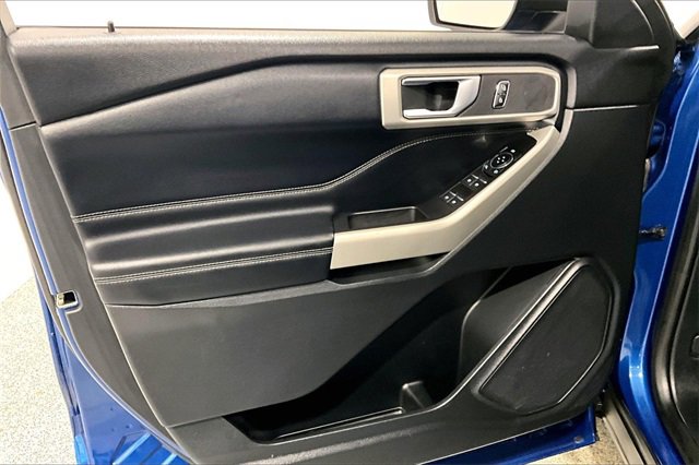 Used 2020 Ford Explorer XLT w/ Equipment Group 202A image 20
