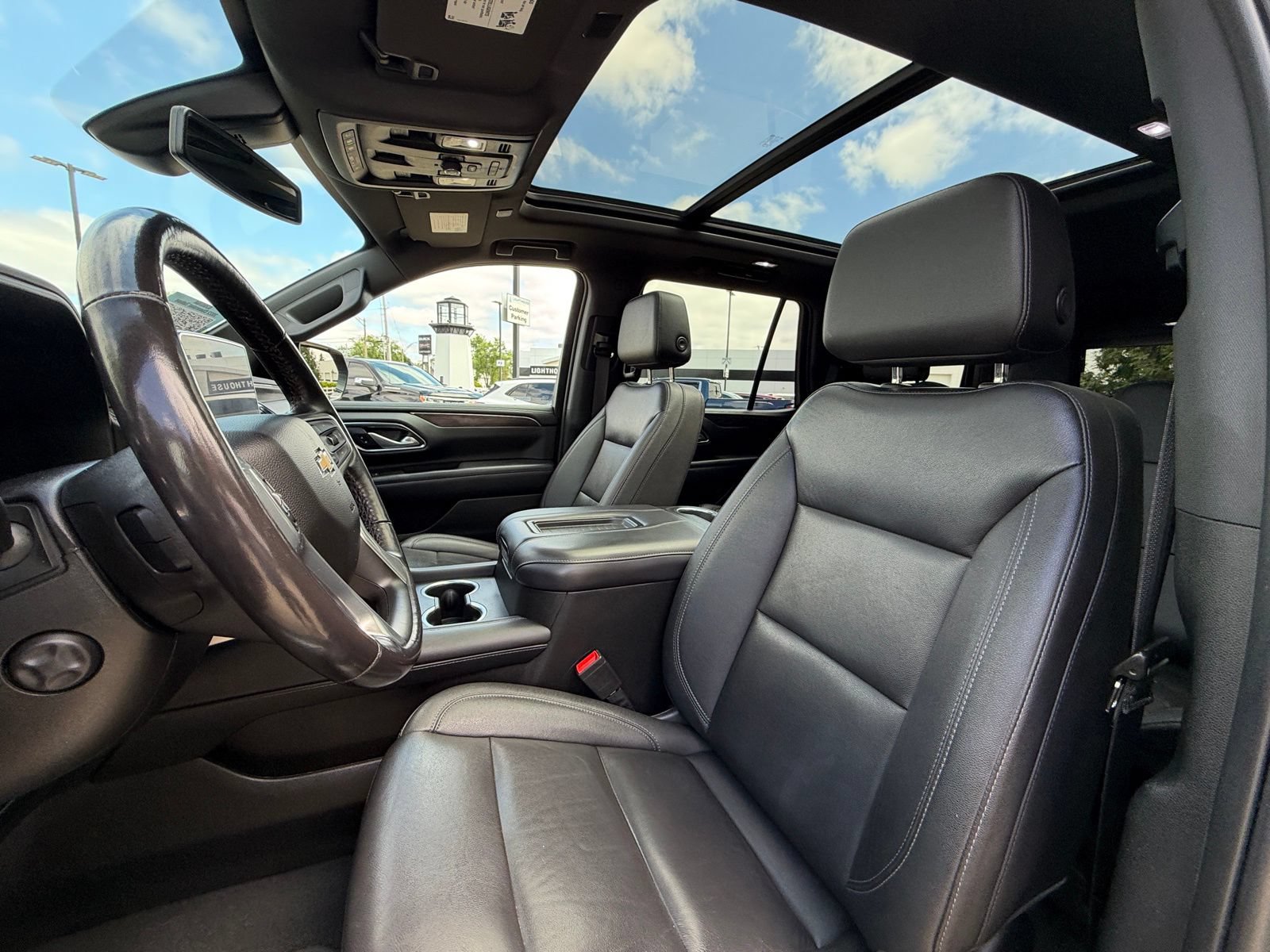 Used 2022 Chevrolet Tahoe LT w/ LT Signature Plus Package AWD/4WD image 17