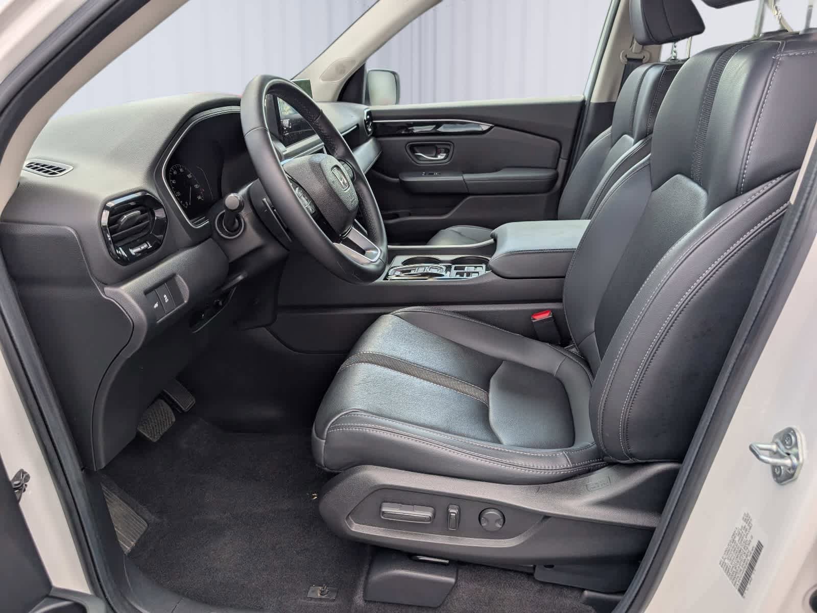 Certified 2023 Honda Pilot EX-L image 16
