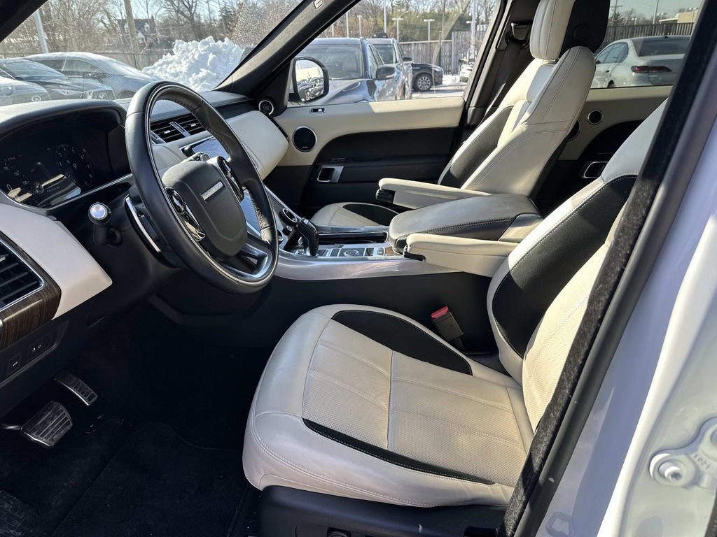 Used 2022 Land Rover Range Rover Sport HSE Dynamic image 27