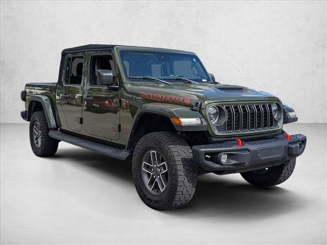 Used 2024 Jeep Gladiator Mojave video 3