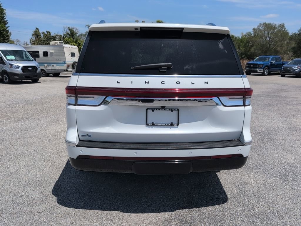 Used 2022 Lincoln Navigator L Black Label AWD/4WD image 4