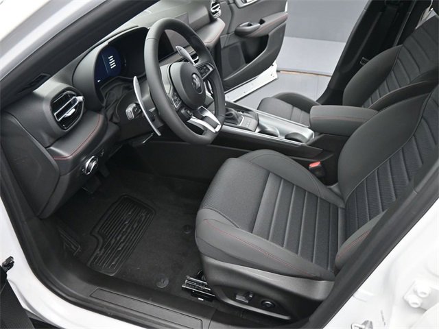 New 2025 Dodge Hornet R/T image 9