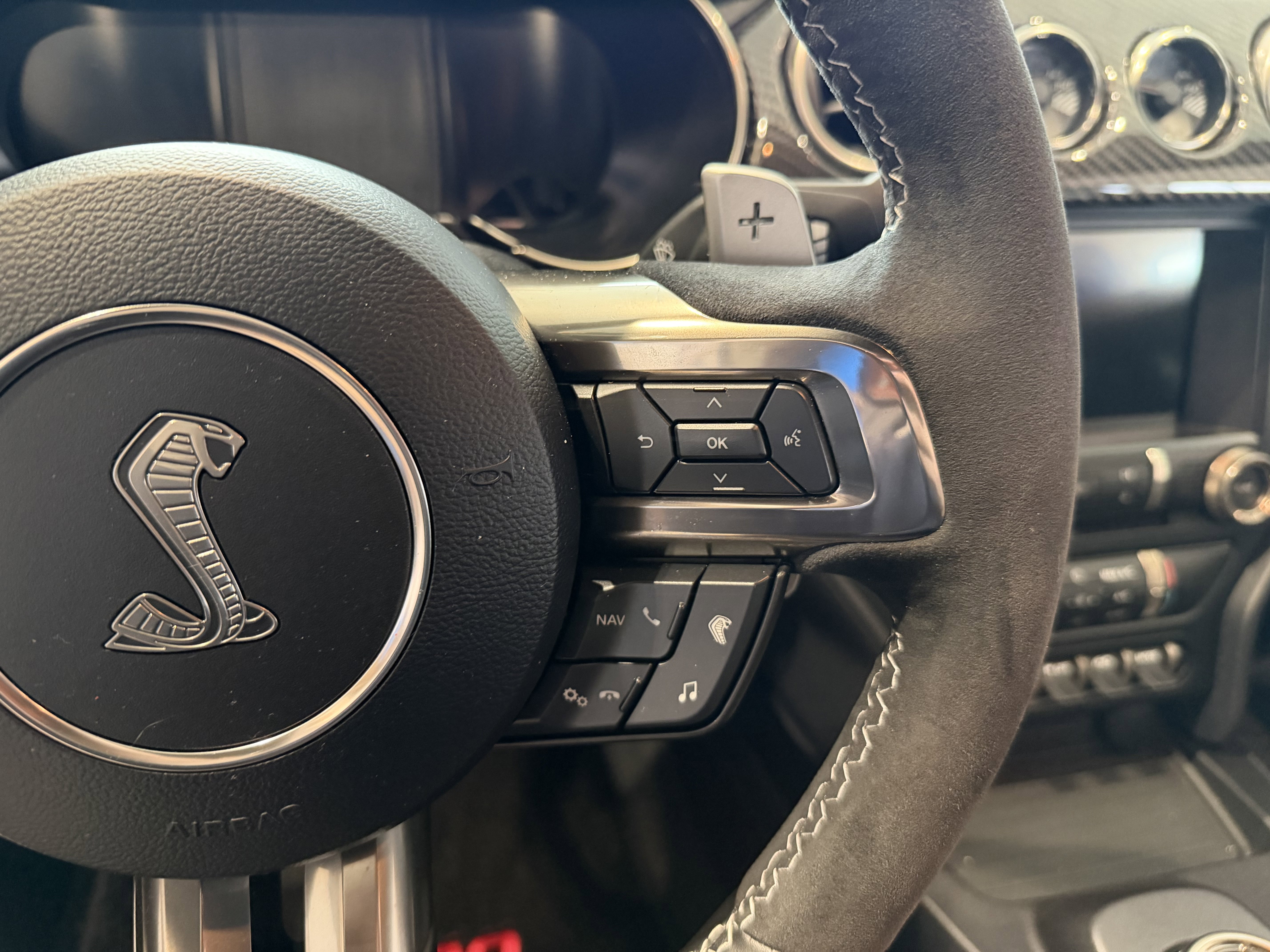 Used 2020 Ford Mustang Shelby GT500 w/ Carbon Fiber Track Pack image 5