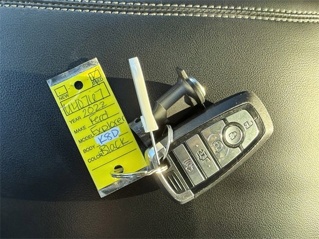 Certified 2022 Ford Explorer XLT w/ Equipment Group 202A image 15