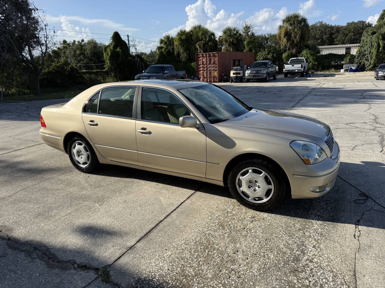 Used 2002 Lexus LS 430 RWD image 13