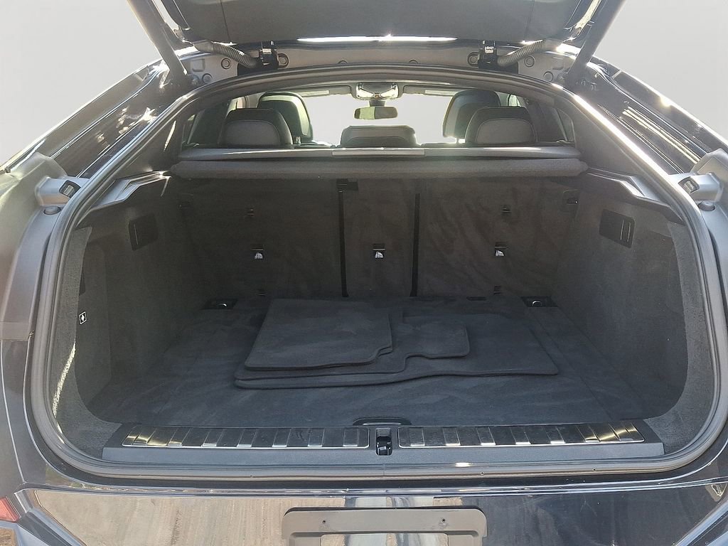 Certified 2023 BMW X6 M50i w/ Executive Package image 30