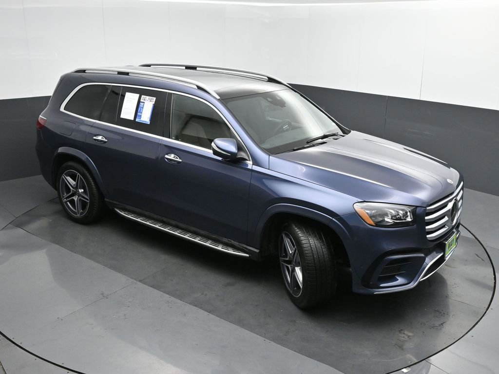 Used 2025 Mercedes-Benz GLS 450 4MATIC image 44