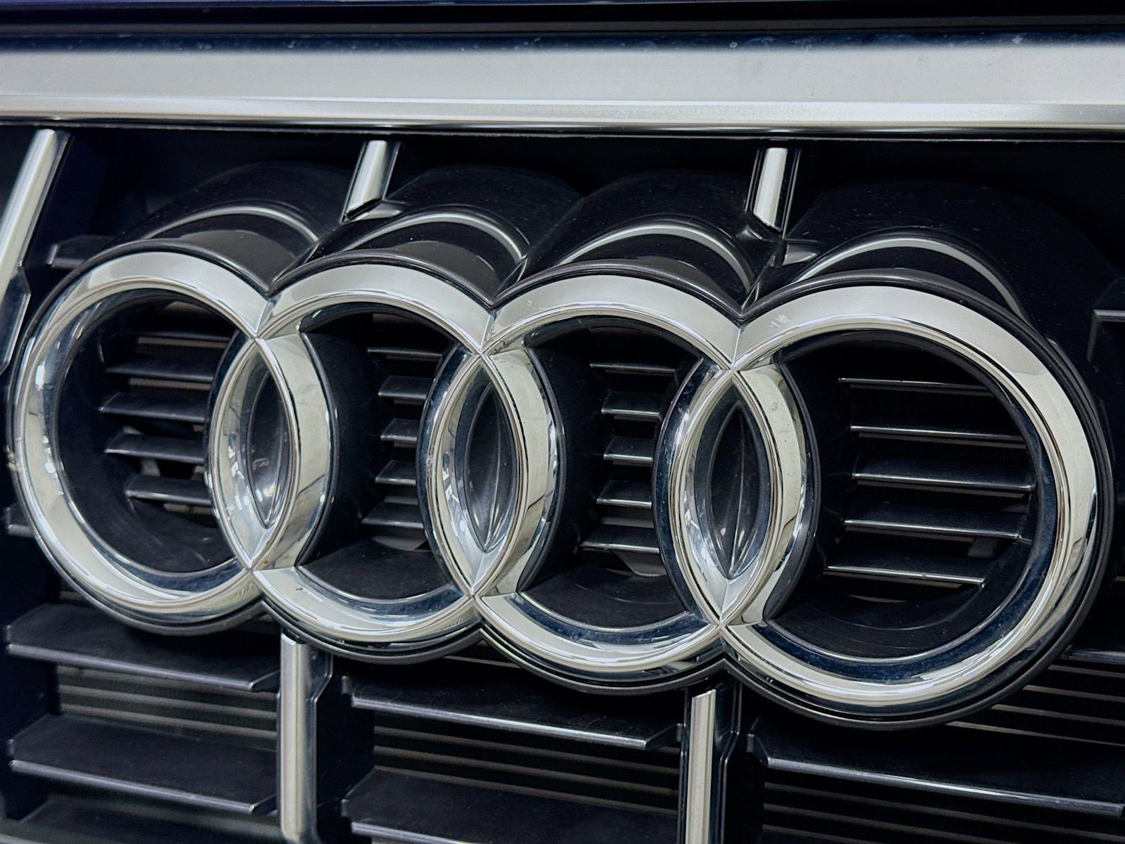 Certified 2024 Audi Q3 2.0T Premium AWD/4WD image 30