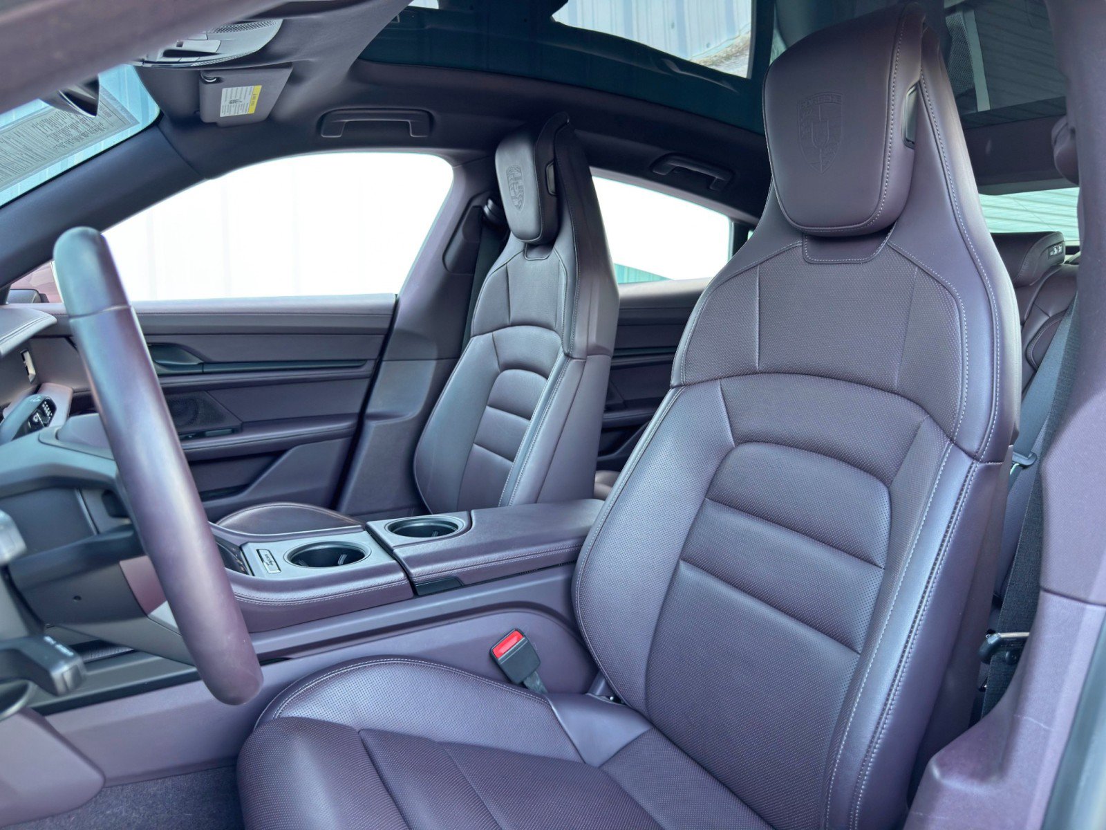 Used 2024 Porsche Taycan image 41