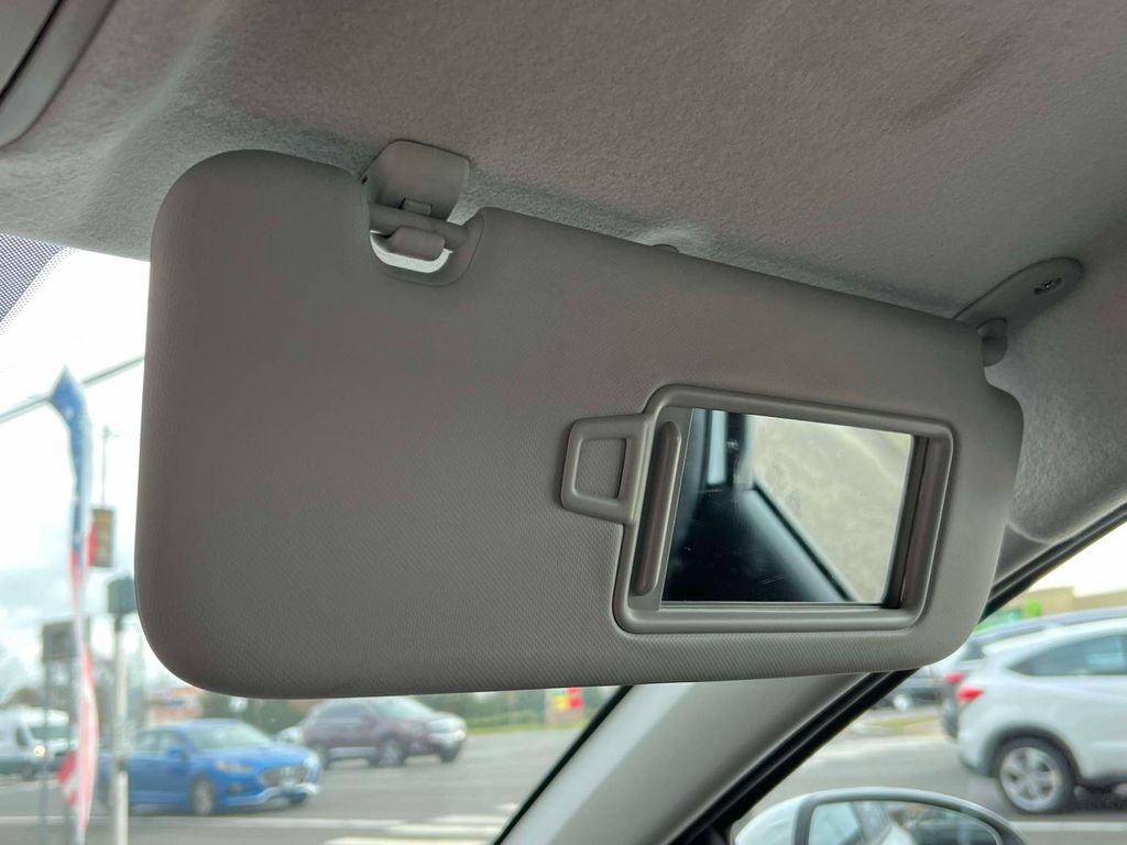 Used 2023 Kia Forte LXS w/ LXS Technology Package image 29