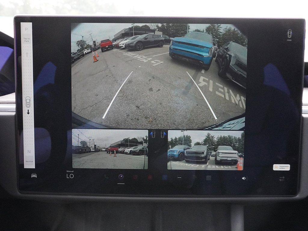 Used 2022 Tesla Model X image 53