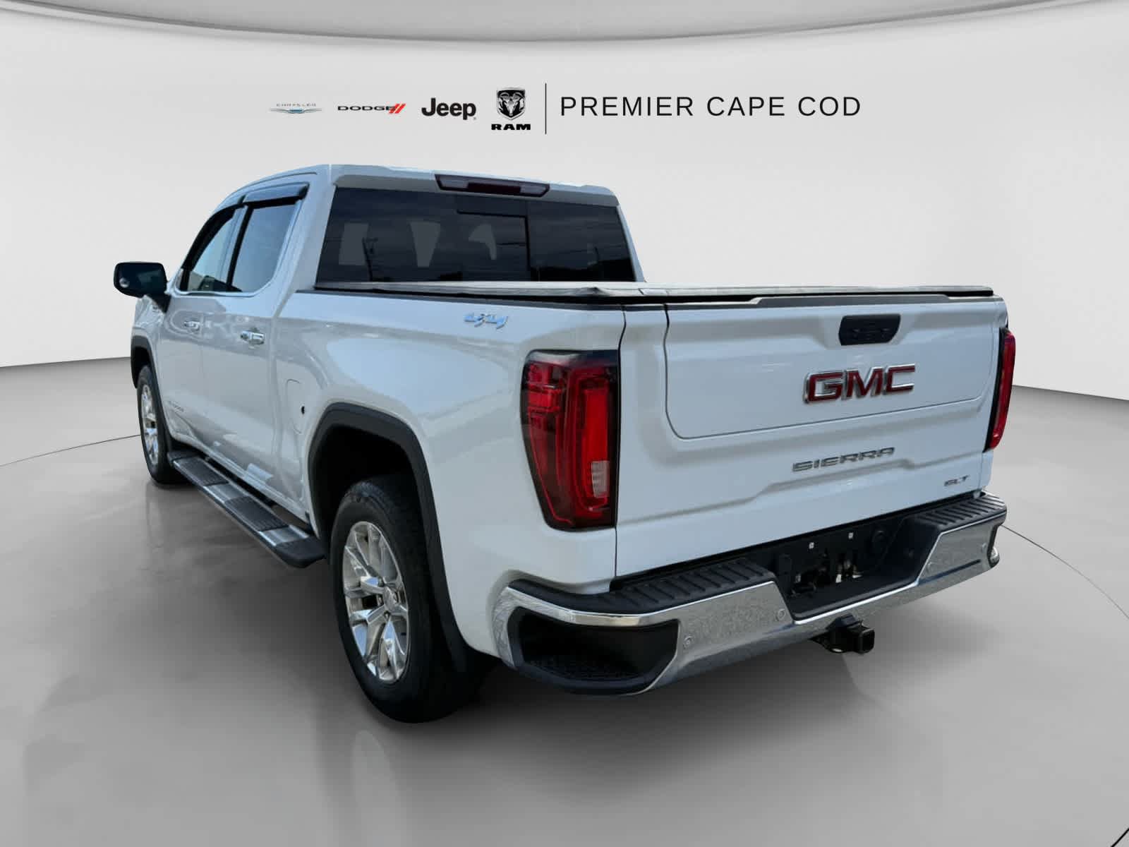Used 2019 GMC Sierra 1500 SLT w/ SLT Premium Plus Package AWD/4WD image 6