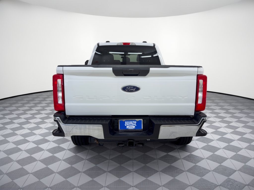 Used 2025 Ford F250 XLT w/ FX4 Off-Road Package AWD/4WD image 11