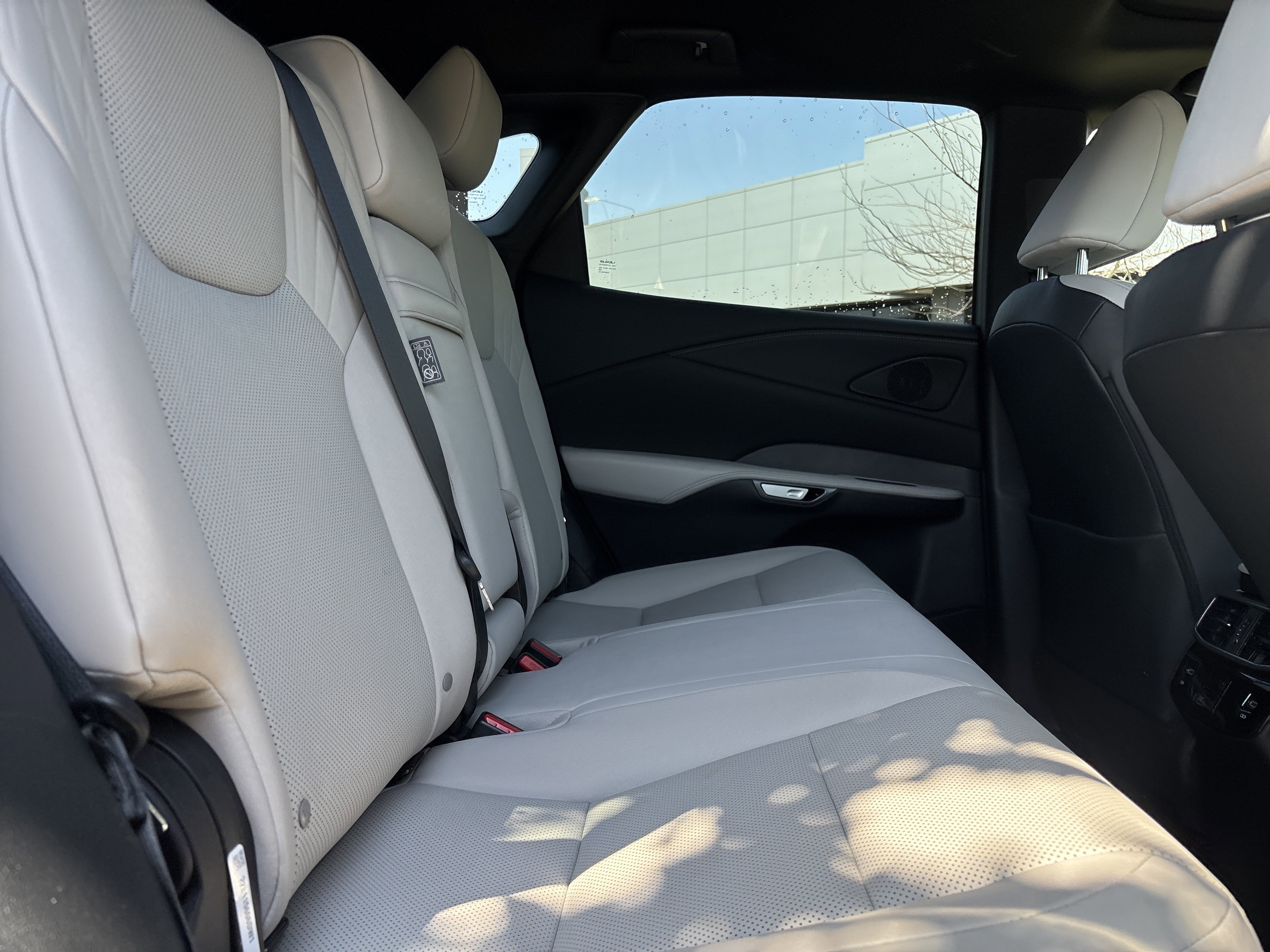 Used 2025 Lexus RX 350 Premium image 32