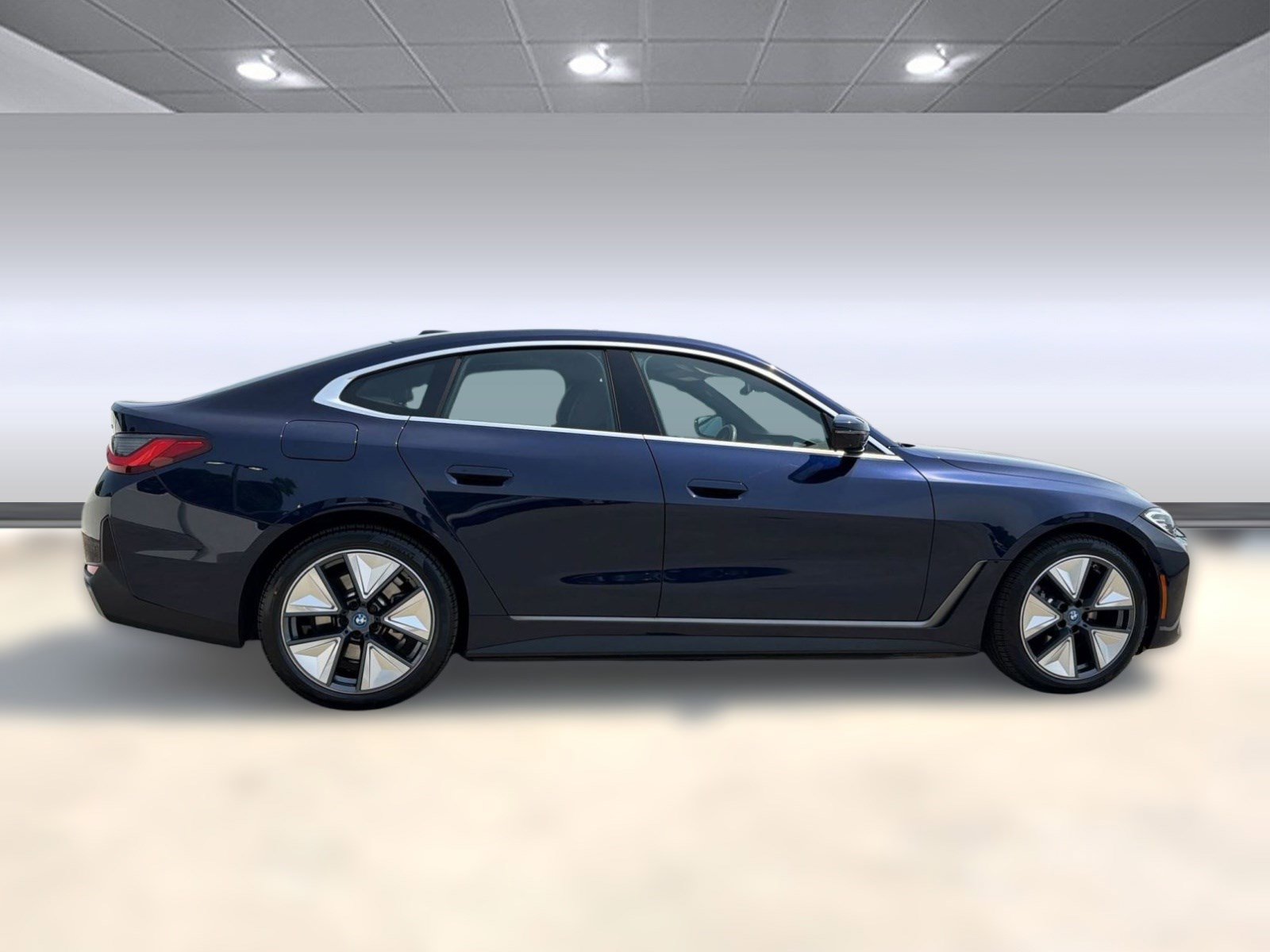 Certified 2023 BMW i4 eDrive35 image 7