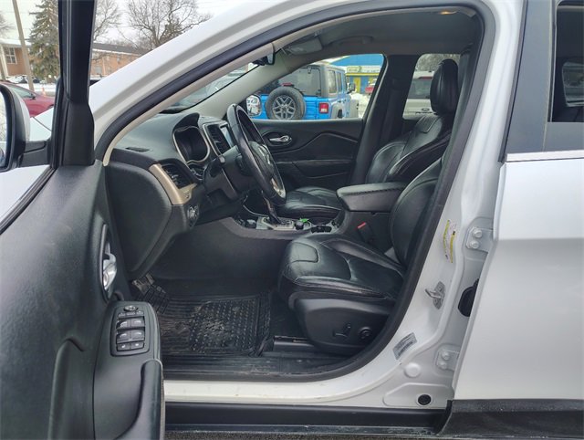 Used 2015 Jeep Cherokee Limited image 7