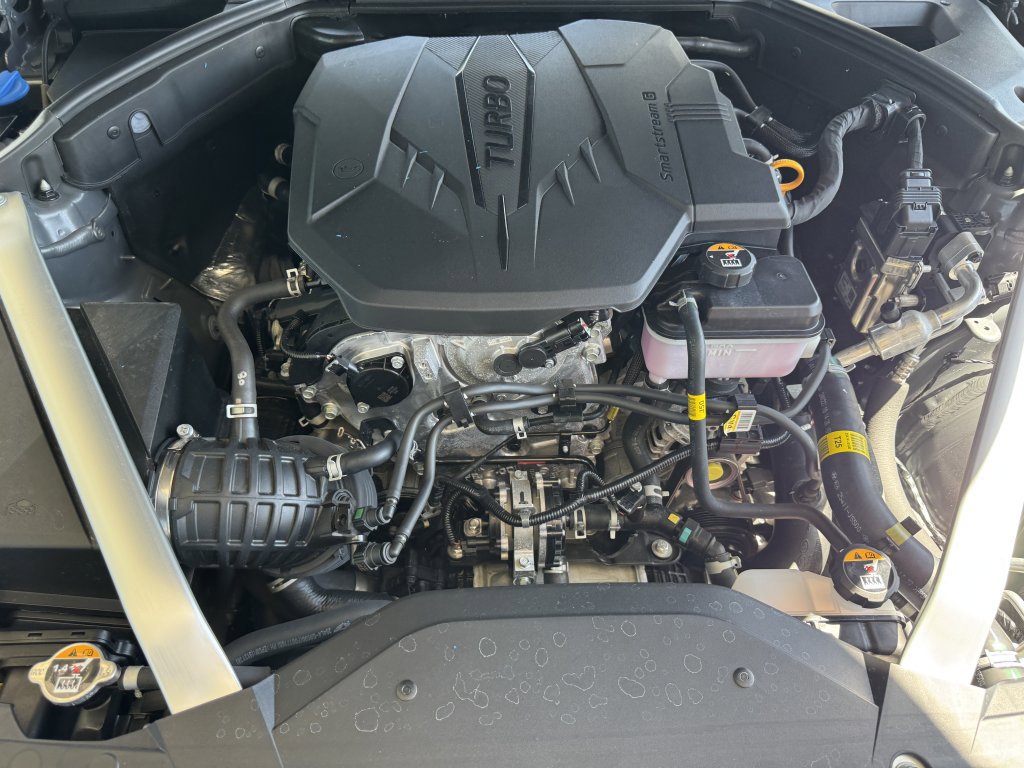 Used 2025 Genesis G70 2.5T w/ Sport Prestige Package image 47