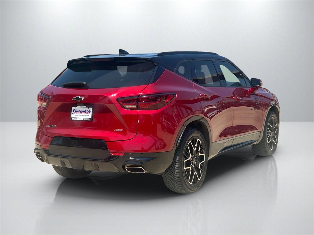 Used 2023 Chevrolet Blazer RS w/ Driver Confidence II Package image 5