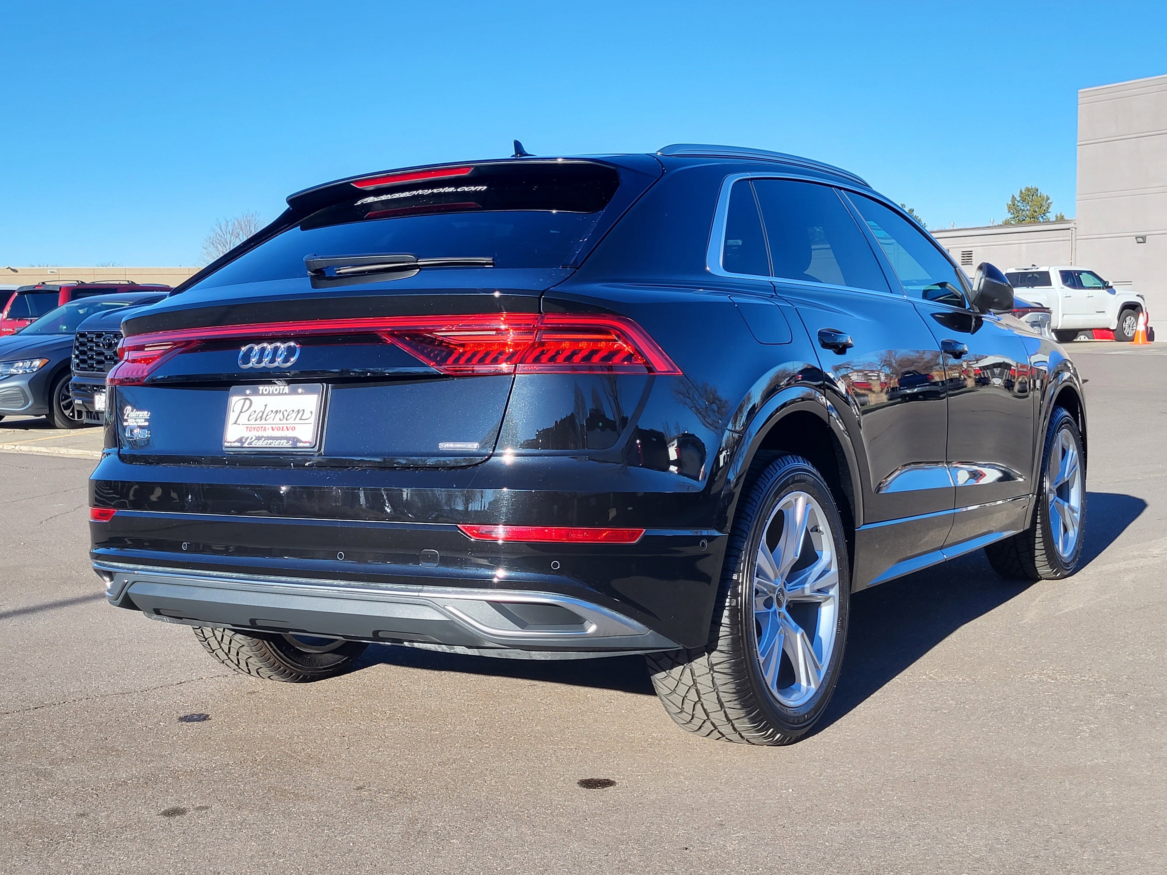 Used 2022 Audi Q8 Premium Plus image 8
