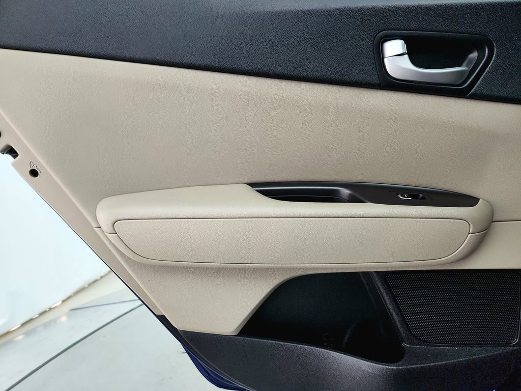 Used 2018 Kia Optima LX FWD image 21