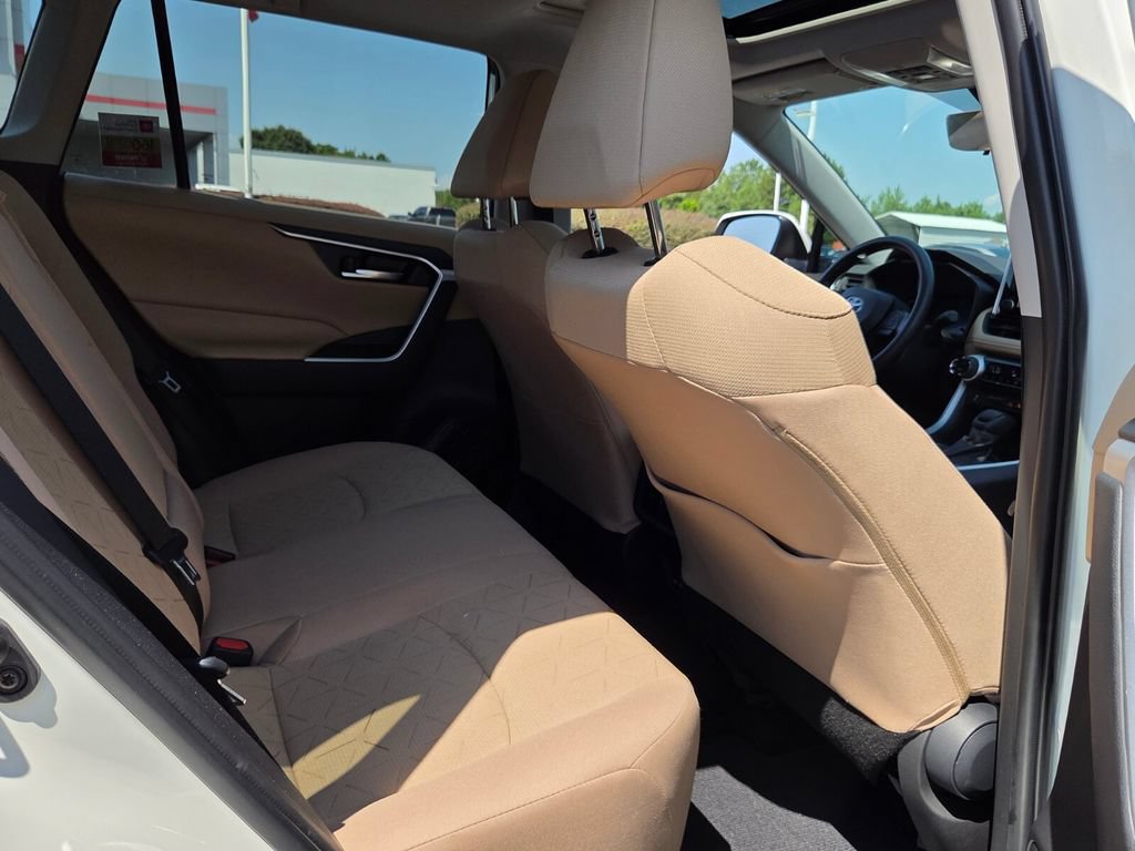 Certified 2024 Toyota RAV4 XLE w/ Convenience Package FWD image 15