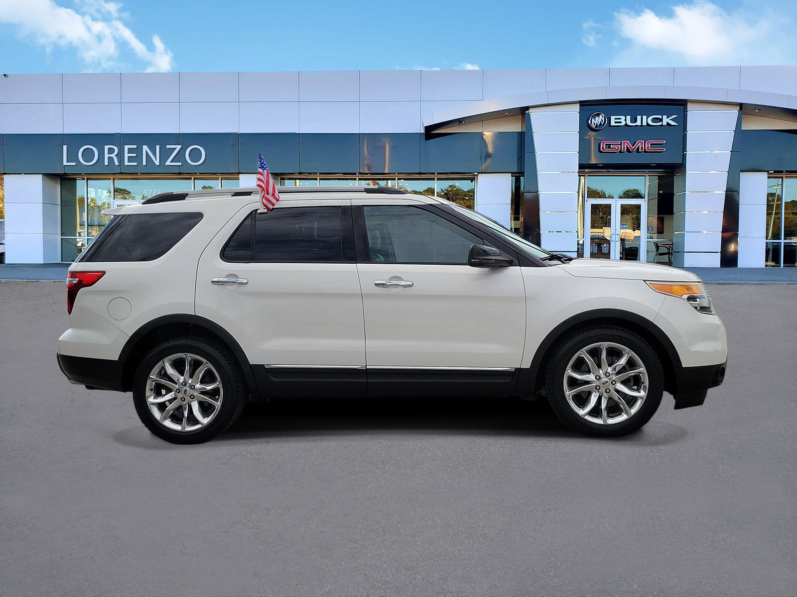 Used 2013 Ford Explorer XLT FWD image 4