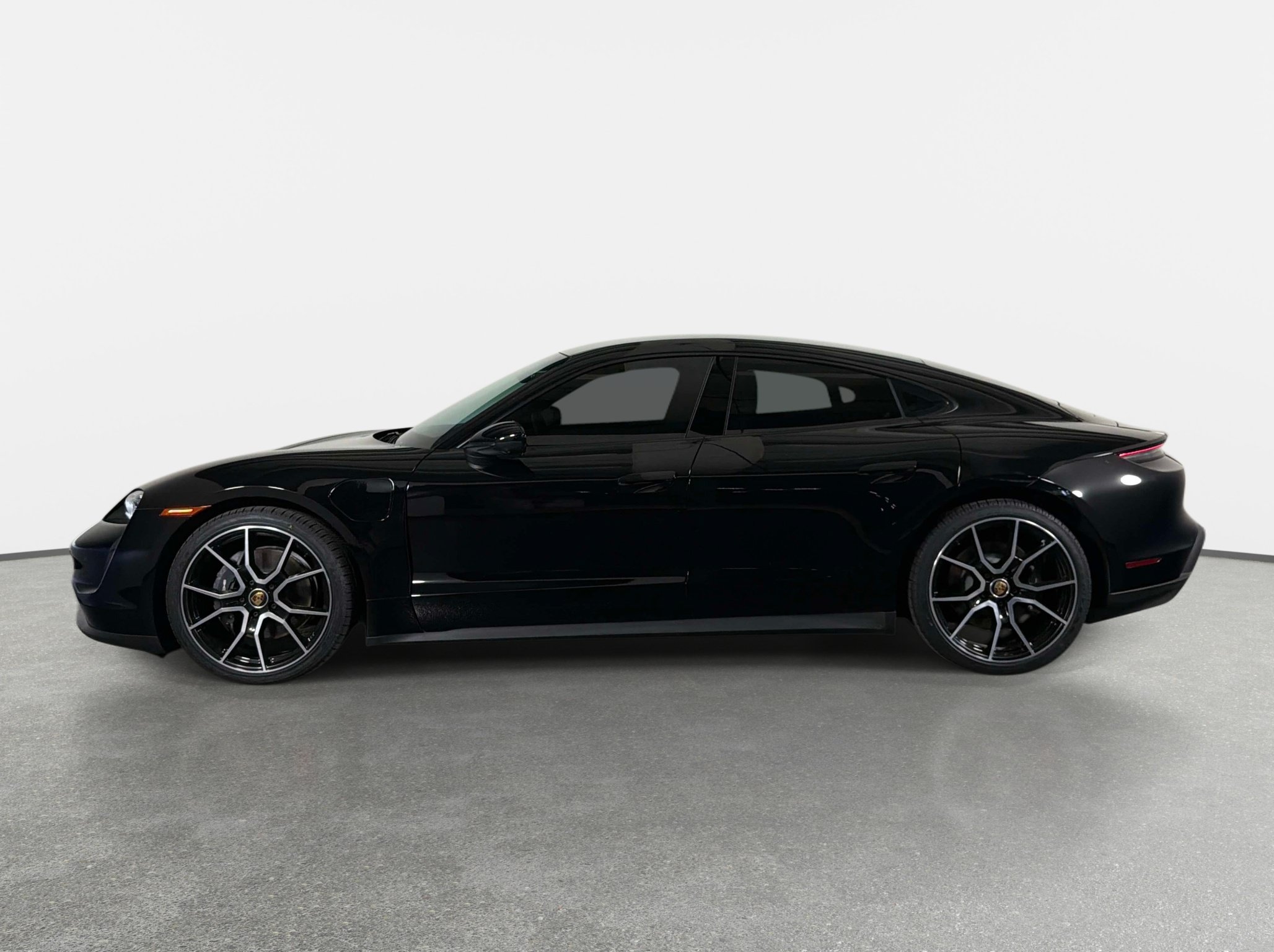 Used 2024 Porsche Taycan w/ Premium Package RWD image 8