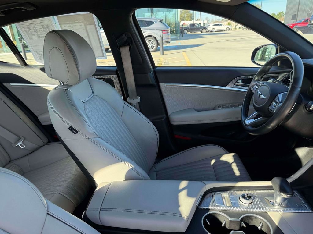 Used 2023 Genesis G70 2.0T w/ Sport Prestige Package image 14