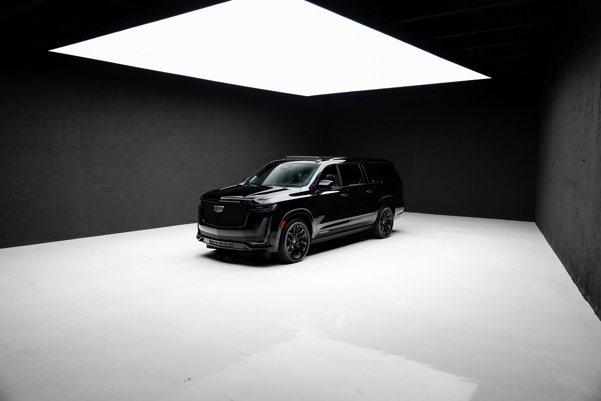 Used 2024 Cadillac Escalade ESV Sport Platinum w/ LPO, ONYX Package AWD/4WD image 85
