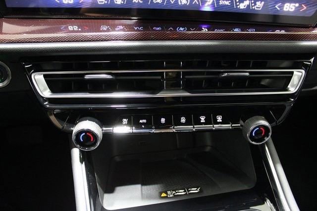 New 2026 Chevrolet Traverse RS image 11