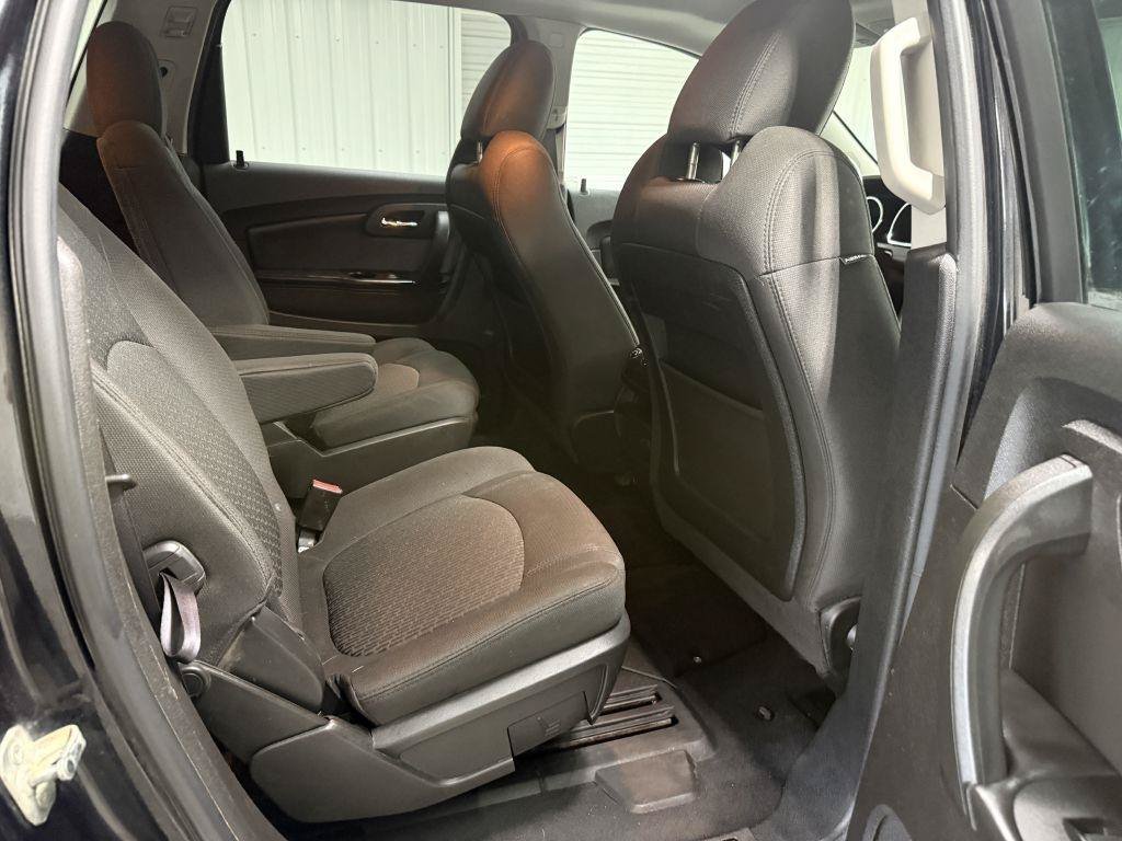 Used 2011 Chevrolet Traverse LT w/ Personal Connectivity Package FWD image 28