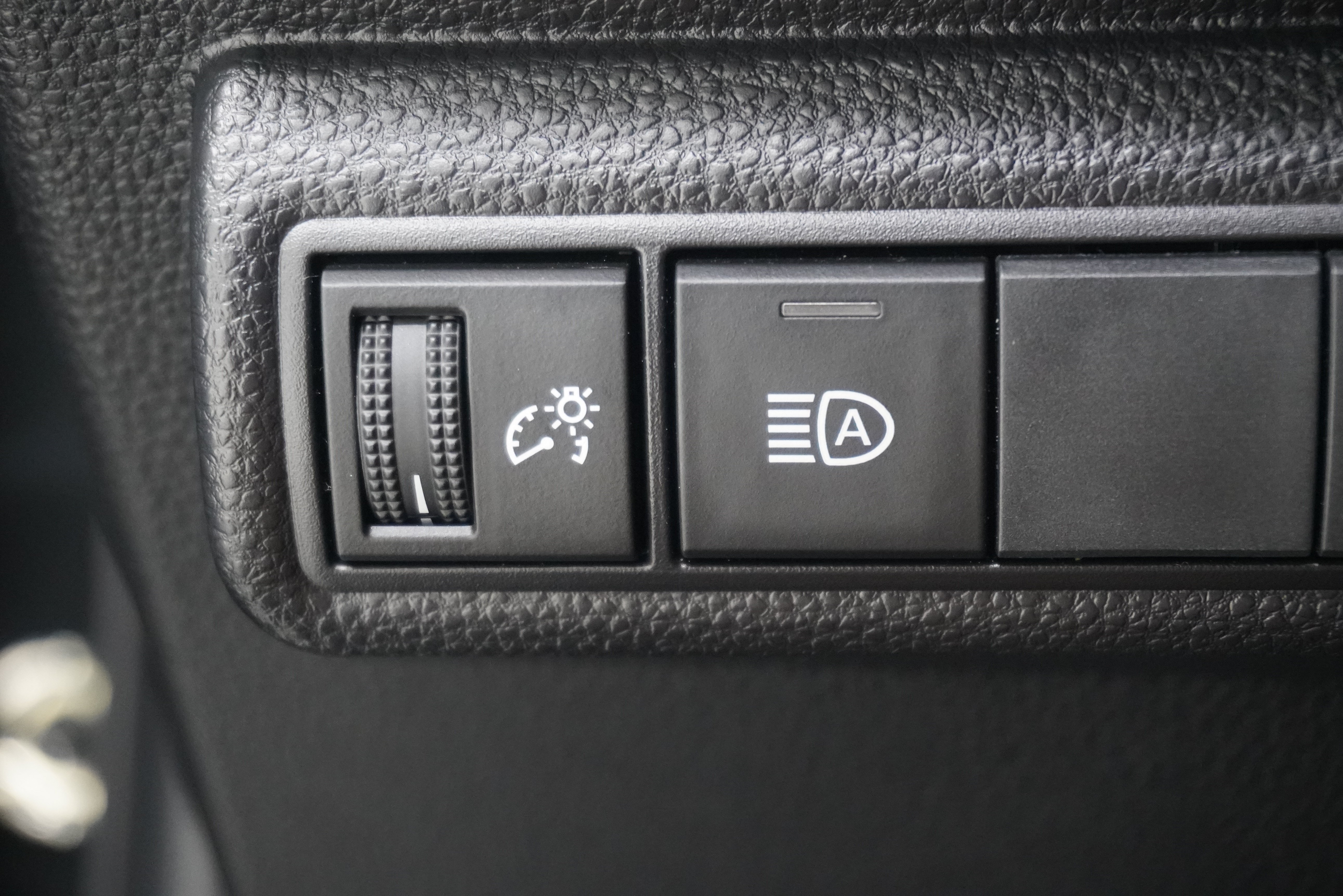 Used 2022 Toyota Corolla SE FWD image 19