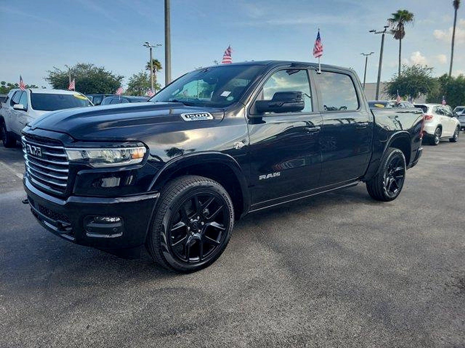 Used 2026 RAM 1500 Laramie w/ Laramie Preferred Package AWD/4WD image 3