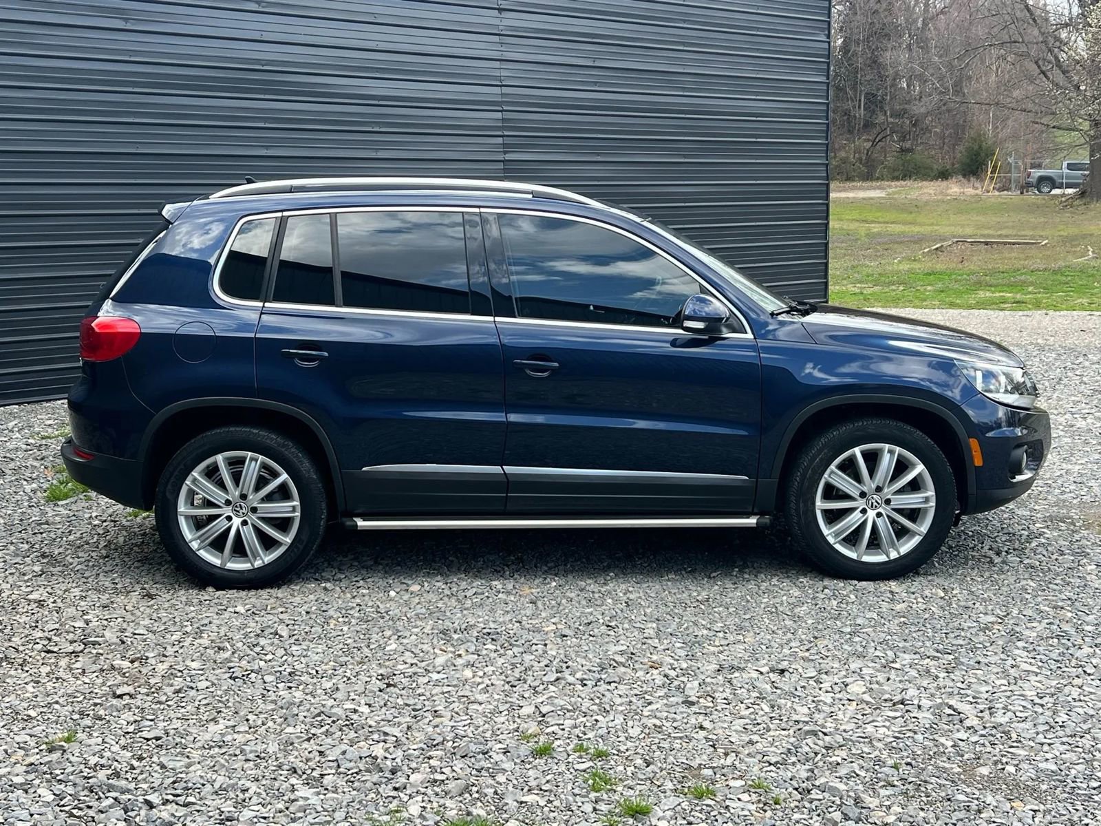 Used 2014 Volkswagen Tiguan SE image 8