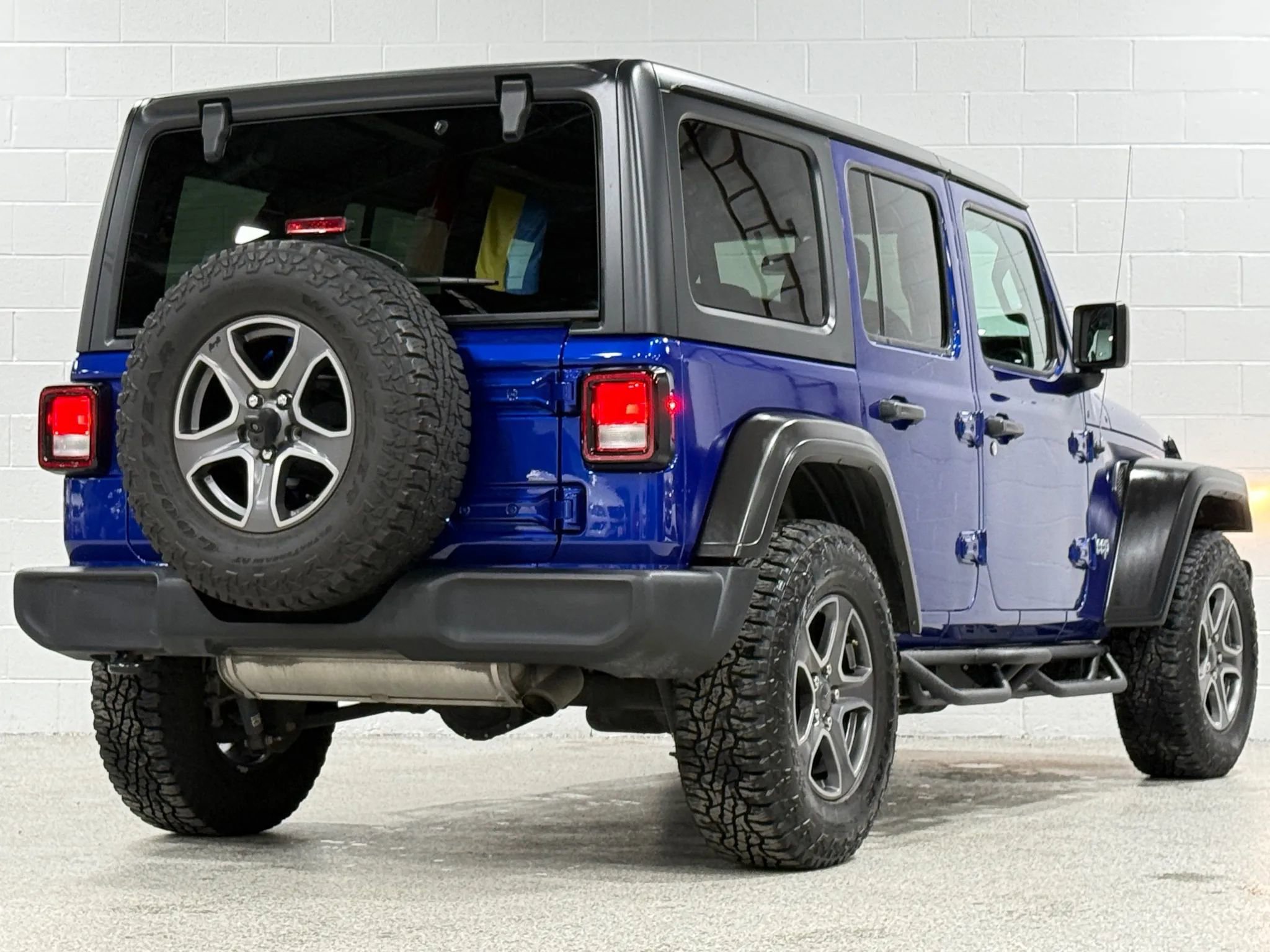 Used 2018 Jeep Wrangler Unlimited Sport S image 6