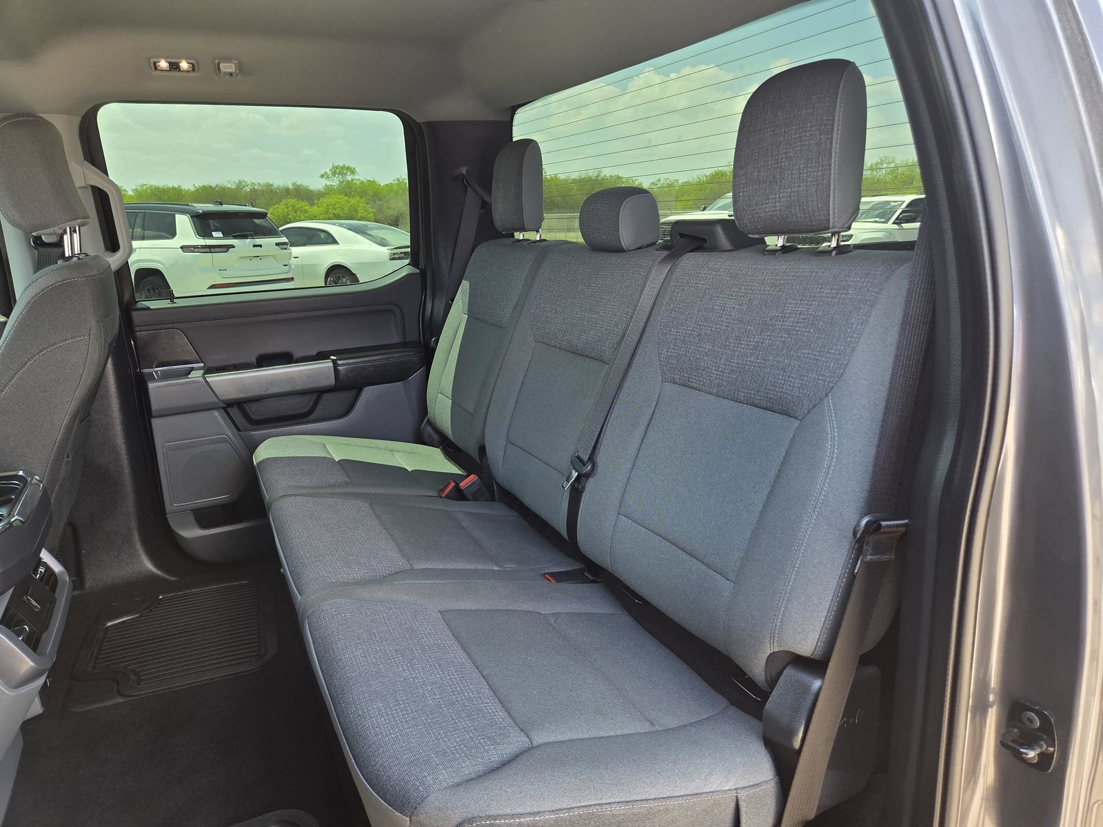 Used 2024 Ford F150 XLT w/ Mobile Office Package RWD image 23