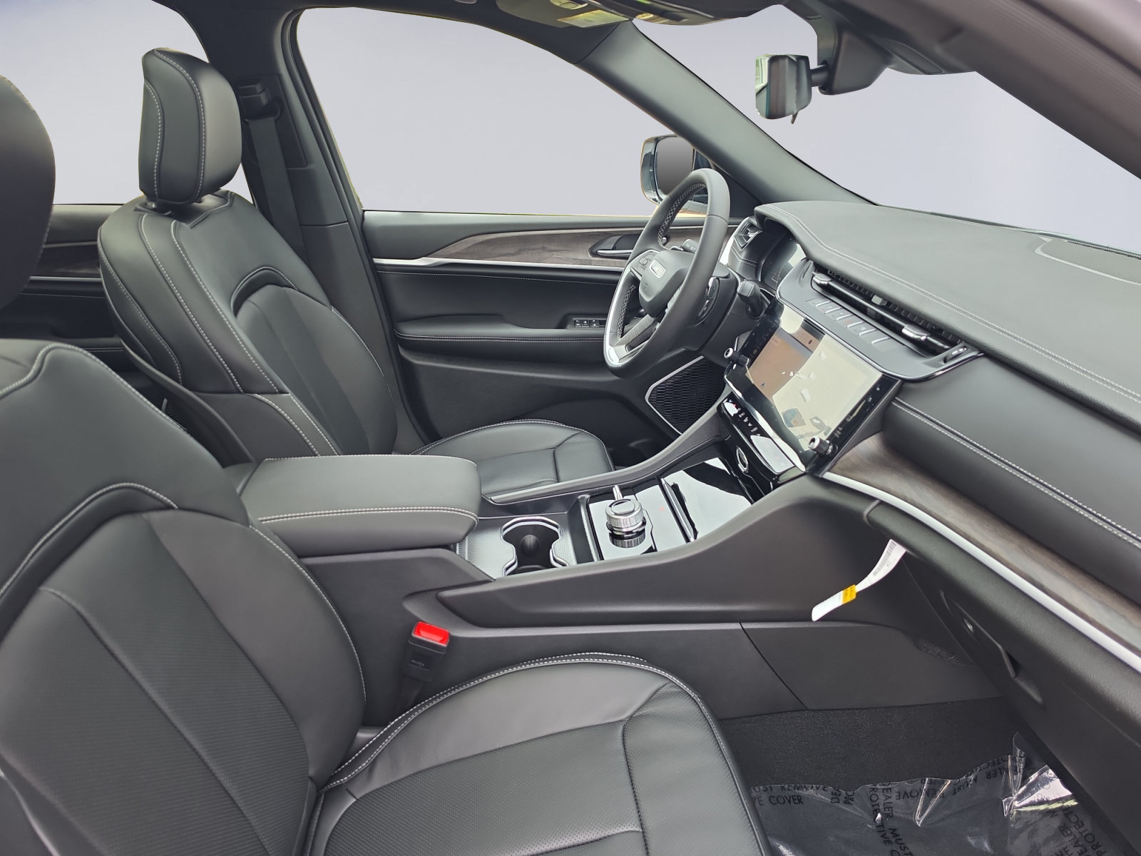 New 2027 Jeep Grand Cherokee Limited AWD/4WD image 15