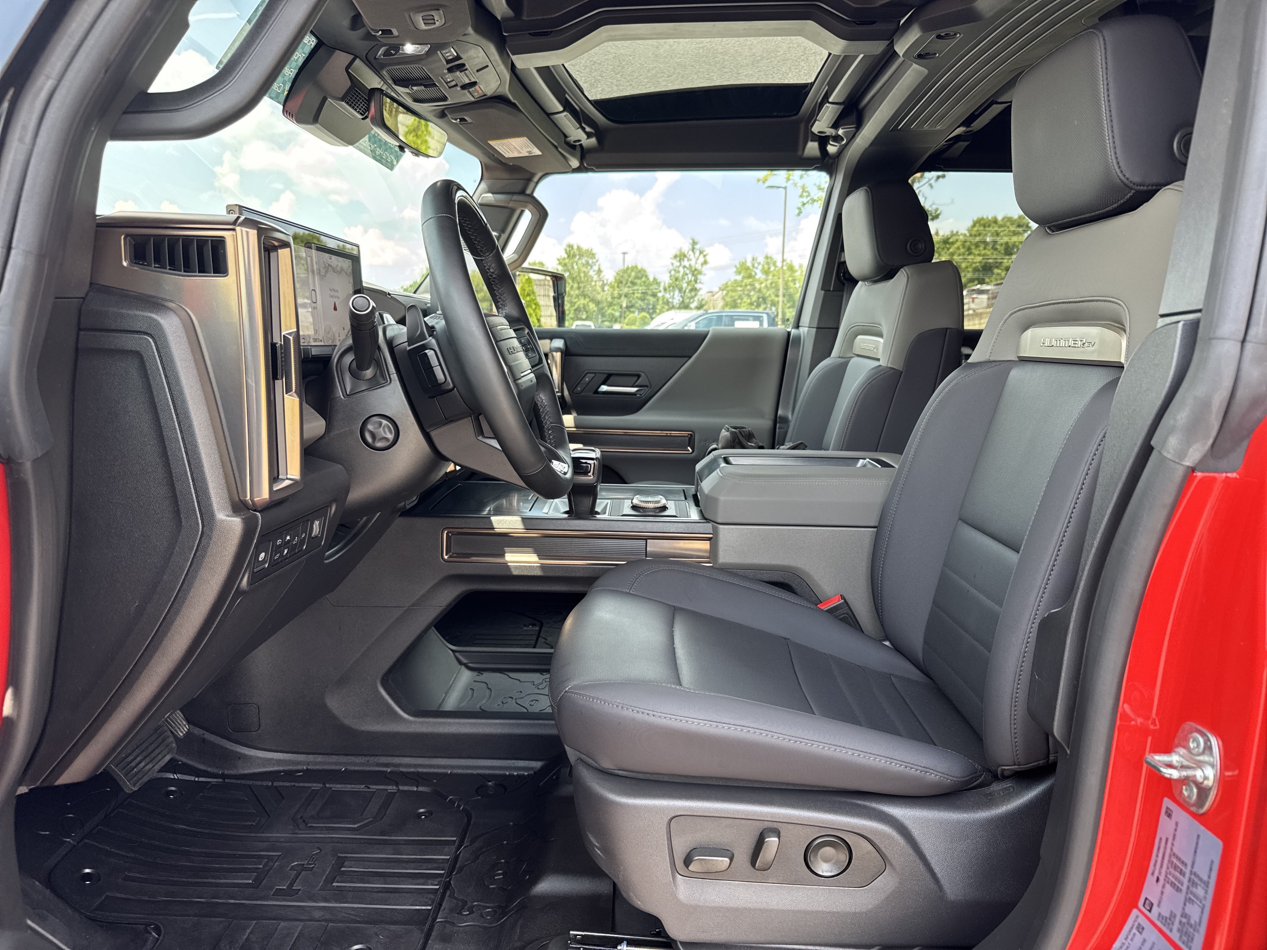 Used 2025 GMC Hummer EV 3X AWD/4WD image 16