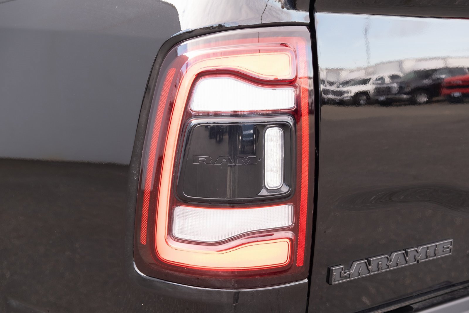 Used 2024 RAM 2500 Laramie w/ Night Edition image 25