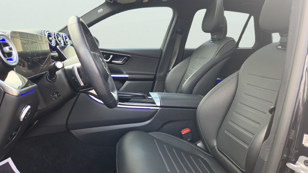 Certified 2023 Mercedes-Benz GLC 300 4MATIC image 19