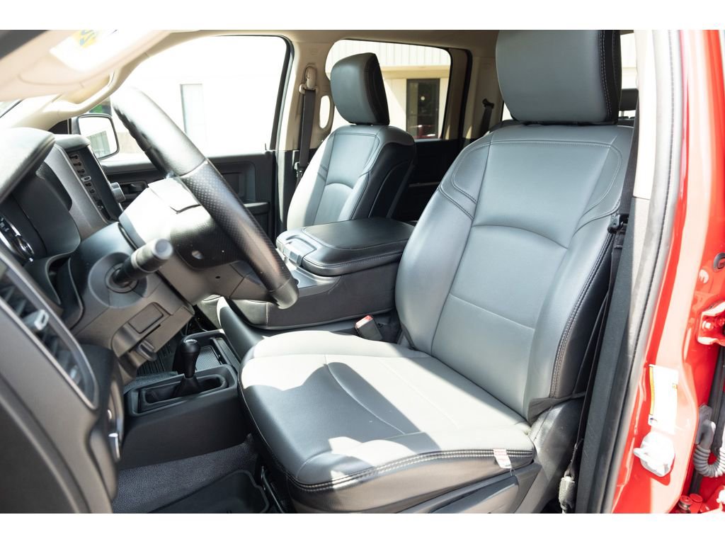 Used 2020 RAM 2500 Tradesman w/ Chrome Appearance Group image 12