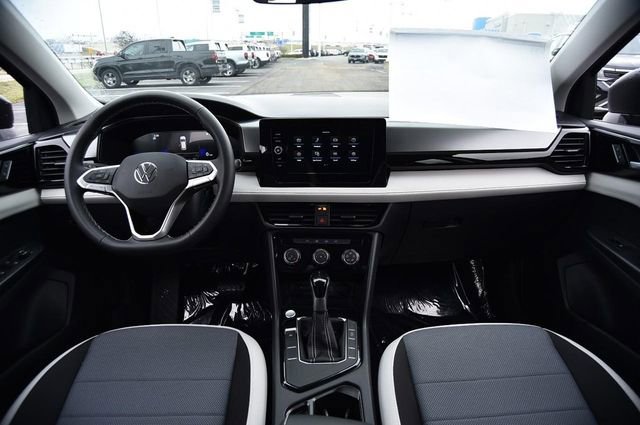New 2026 Volkswagen Taos S image 7