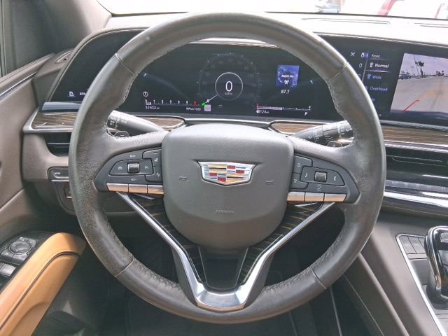 Used 2022 Cadillac Escalade Premium Luxury image 10