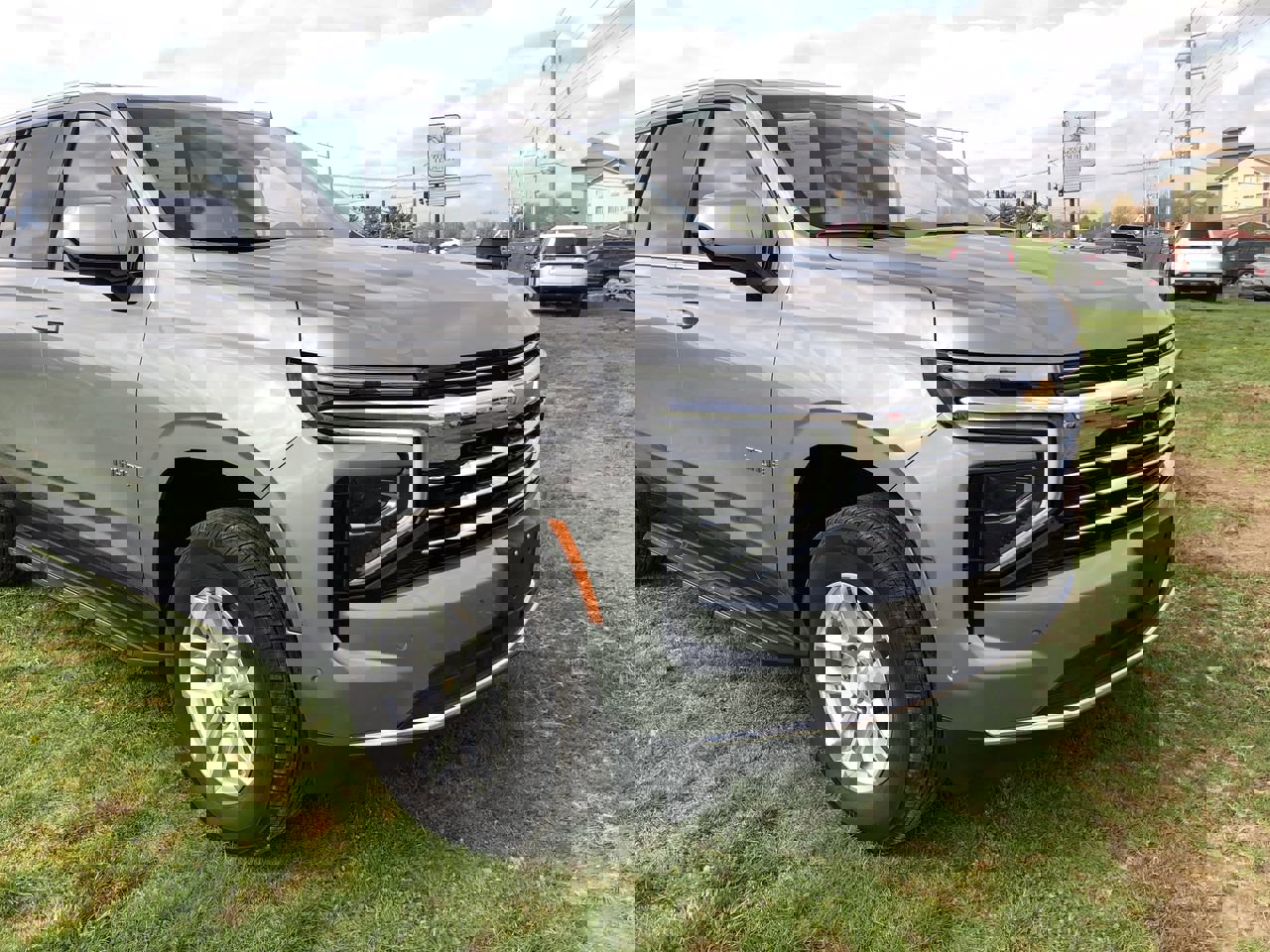 Used 2025 Chevrolet Tahoe LT image 15