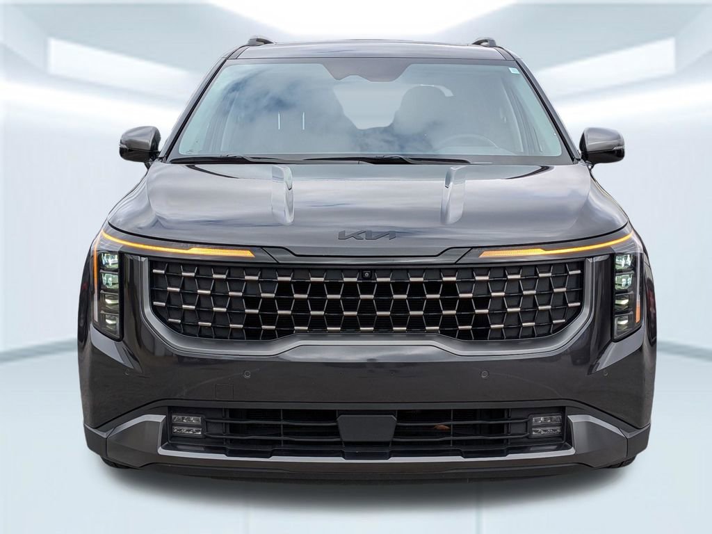 Used 2025 Kia Carnival SX Prestige image 10