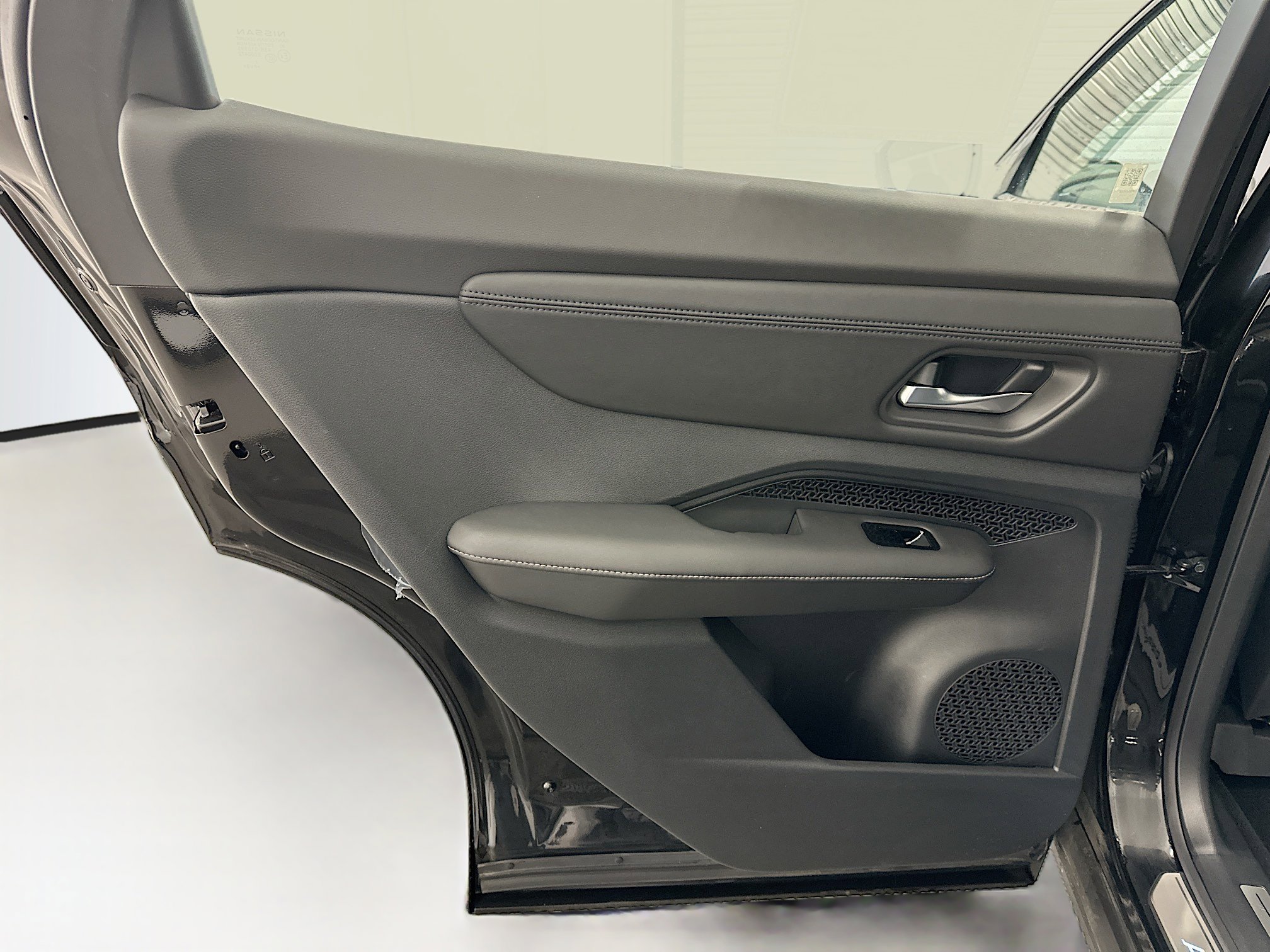 Used 2023 Nissan Ariya AWD image 27